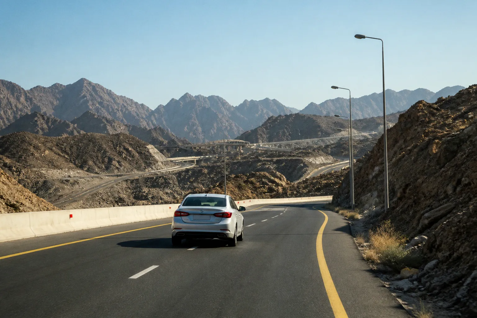 Location de voiture à Dubaï : guide pratique pour votre séjour