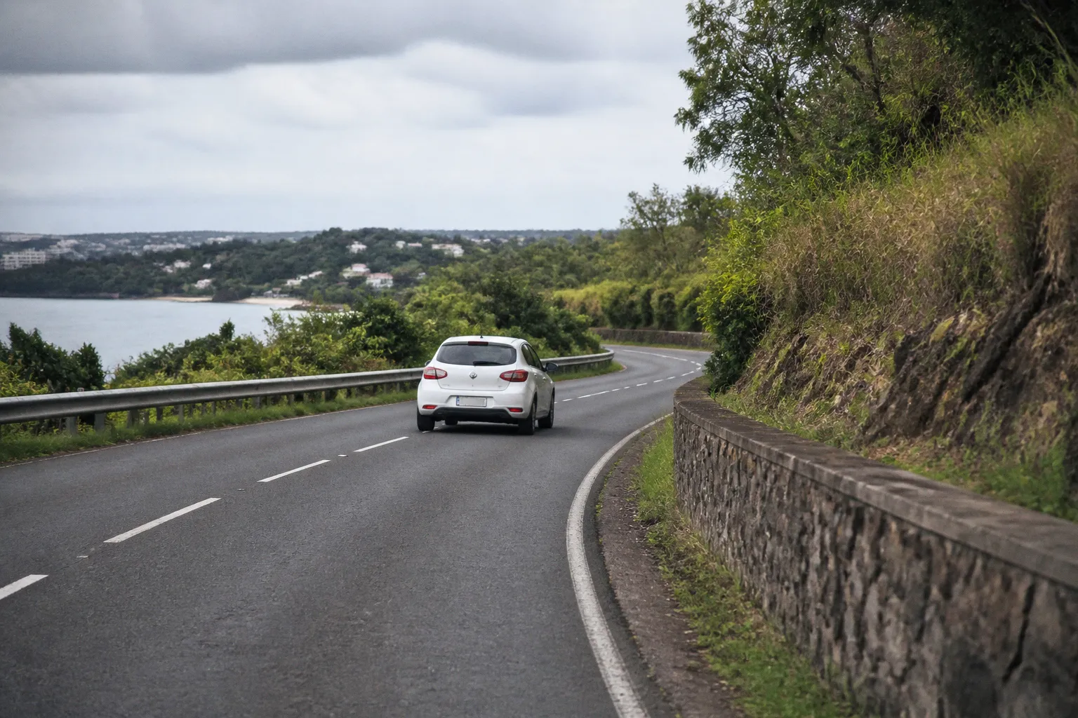 Location de voiture à Le Gosier (Guadeloupe) : le guide pratique 2026