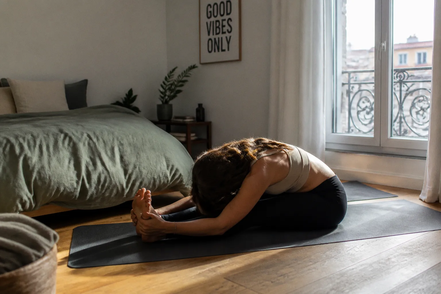 Soulager vos douleurs dorsales chroniques avec 10 minutes de yoga matinal